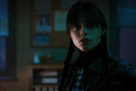 Кадр из сериала Уэнсдей 2022-2025